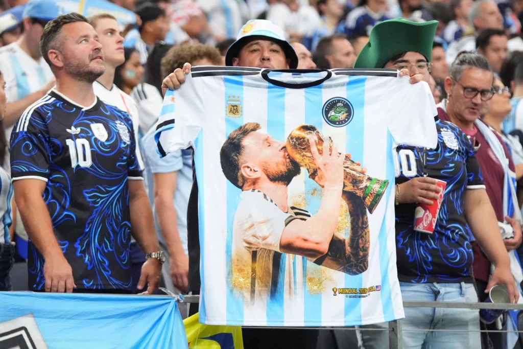 The captain of the Argentinean team, extends his streak to six consecutive matches scoring in the World Cup. Photo: EFE.