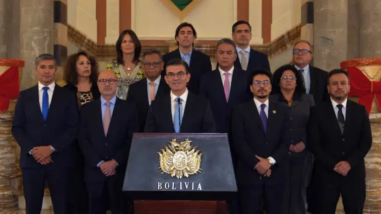 Bolivia's political crisis deepened as two cabinet ministers resigned while anti-government protests and road blockades continued nationwide. Photo: Archive
