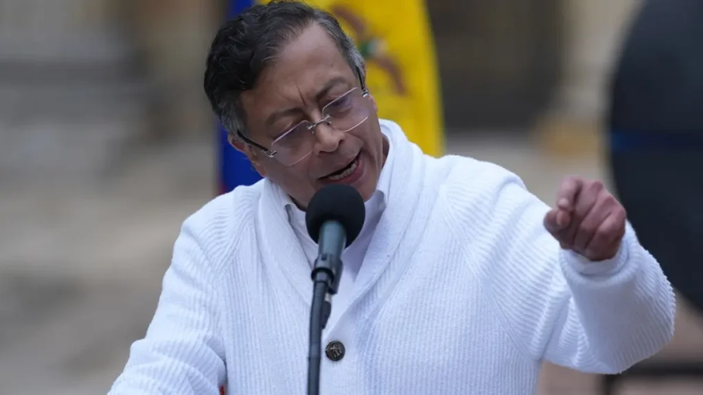 Gustavo Petro, Donald Trump, Colombia presidential election, Abelardo de la Espriella, Iván Cepeda, sovereignty, foreign interference, U.S.-Colombia relations