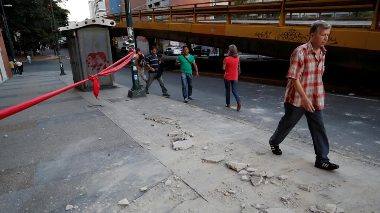 For the moment there is no official information of victims. Photo: Reuters.