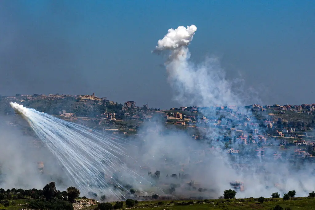 Israel, Lebanon, white phosphorus, Nabatieh, Tyre, Hezbollah, international humanitarian law, M825A1 artillery shells, civilian areas