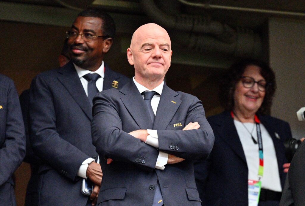 The complaint against FIFA President Gianni Infantino follows the controversial lifting of the sanction for U.S. footballer Folarin Balogun. Photo: EFE.