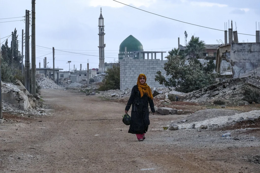 Since December 2024, approximately 1.7 million refugees and 1.9 million internally displaced persons have returned home, according to the UN. Photo: EFE.