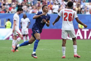 England, France, FIFA, World Cup 2026, third-place playoff, Bukayo Saka hat trick, Kylian Mbappé, Jude Bellingham, Hard Rock Stadium, Miami Gardens