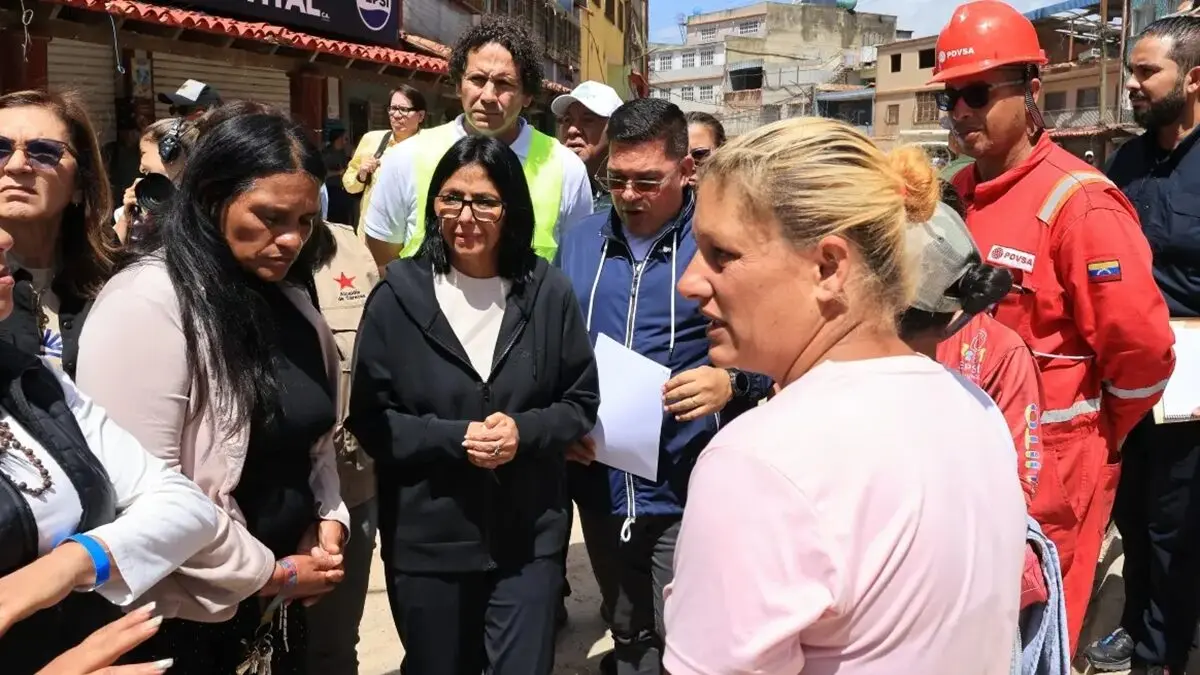 Venezuelan Acting President Rodriguez Visits El Junquito to Assess Earthquake Recovery Efforts