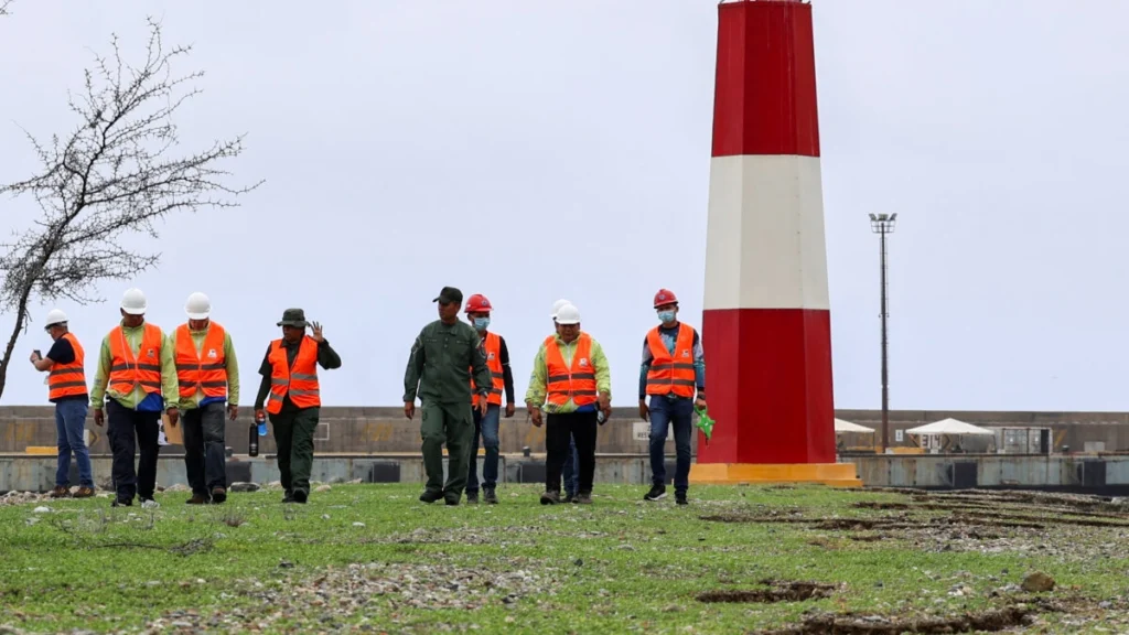 (FILE) In the Macuto parish of La Guaira state, the Command Post of Task Force 21 of the Bolivarian National Armed Forces (FANB) implemented a real-time monitoring system to lead Operations Hope and Venezuela Reborn. Photo: Mincyt.
