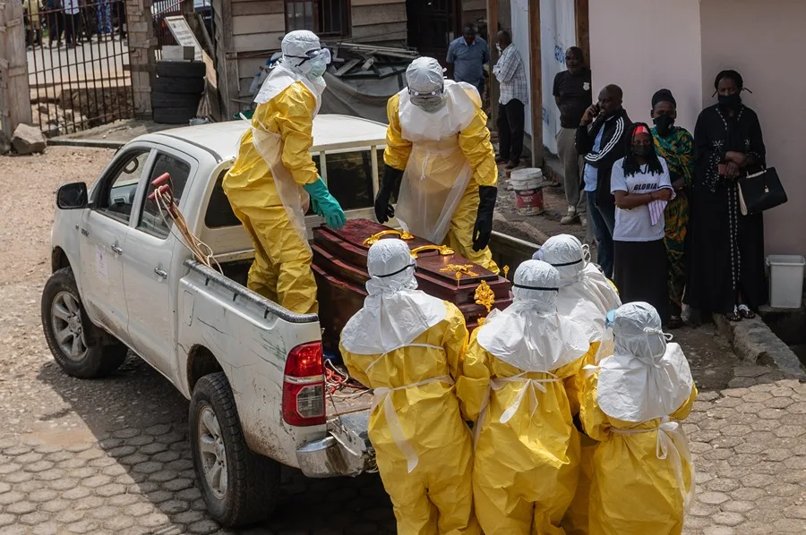 Congo Ebola outbreak healthcare workers treating patients