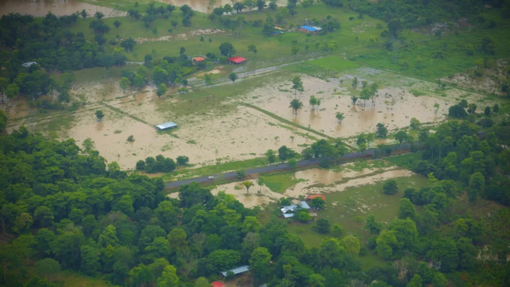 Arauquita is one of the most affected municipalities, with a preliminary report of more than 4,400 families affected in 66 rural districts. Photo: X/ @UNGRD