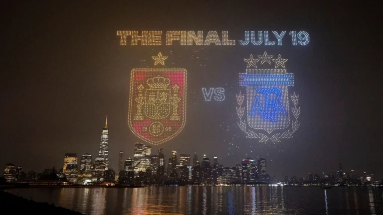 World Cup 2026 final lineups of Spain and Argentina warming up at MetLife Stadium