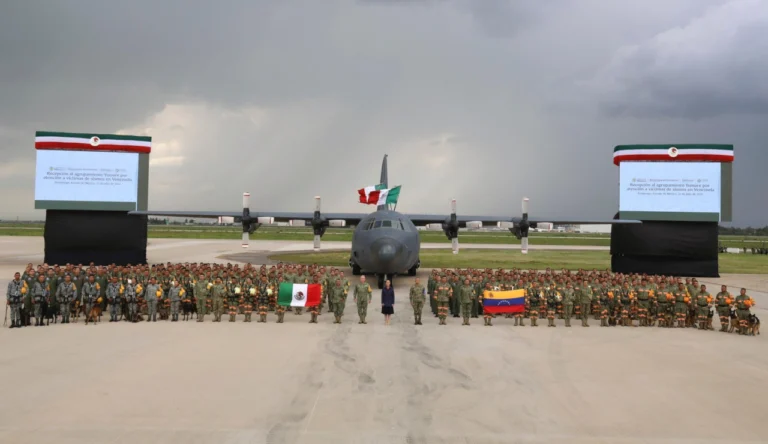 Venezuela–Mexico earthquake aid rescue teams with search dogs in disaster zone