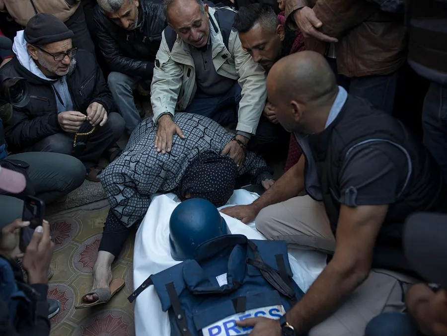 From October 2023 to June 2026, Israel caused the deaths of 264 media workers, injured 226 professionals, detained 193 journalists and completely destroyed 187 media outlets. Photo: EFE.