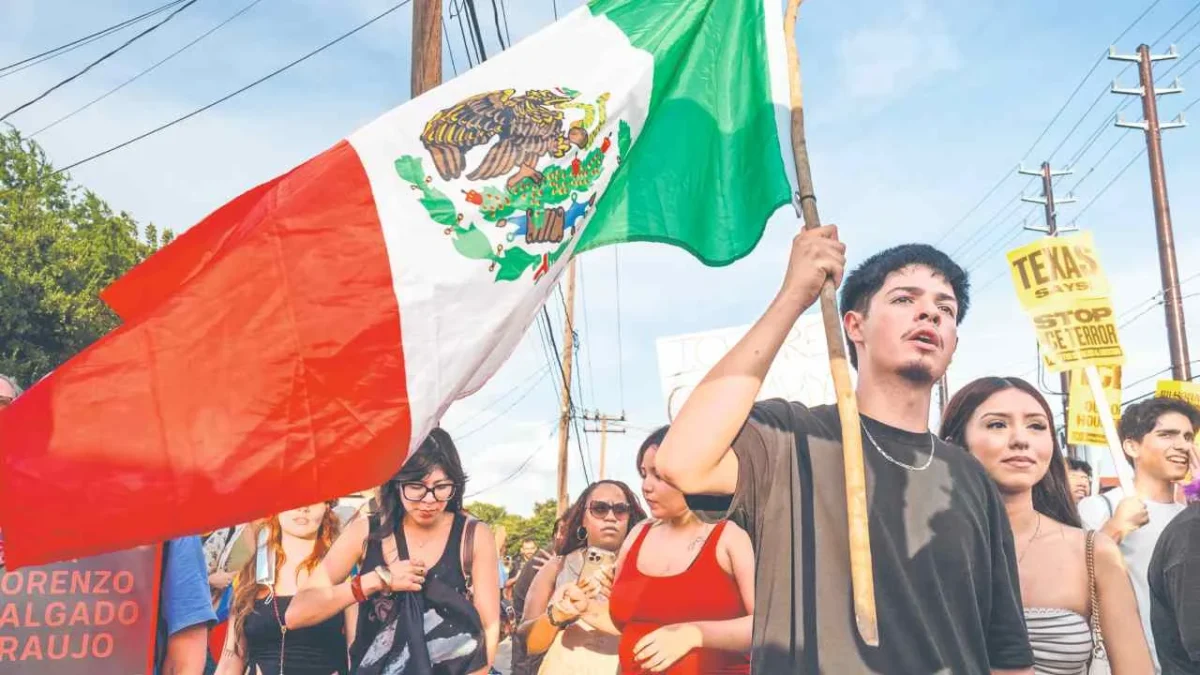 Mexico Presses ICE Over Rights of Detained Migrants