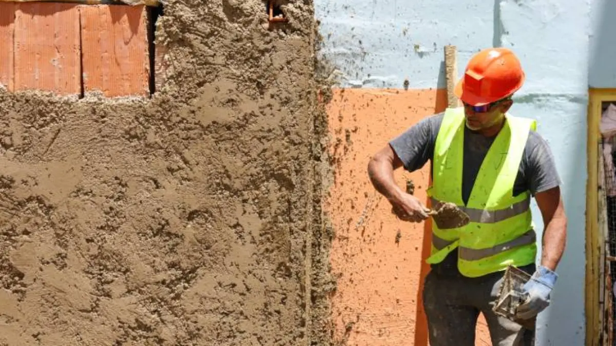 Venezuela Begins Construction of 1,875 Homes for Earthquake Victims in La Guaira