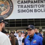 From the Simón Bolívar University (USB), in La Guaira state, the Sector Vice President of Politics, Citizen Security and Peace, Diosdado Cabello, reported that there are a total of 628 people at the facilities receiving comprehensive care at this site, with provision of food, shelter, meals, and health care. Photo: minjusticia_ve