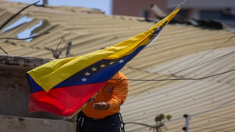 2026 FIFA World Cup, Mexico, Ecuador, Estadio Azteca, Venezuela earthquakes, solidarity, Gianni Infantino, Mikel Arriola, football fans.