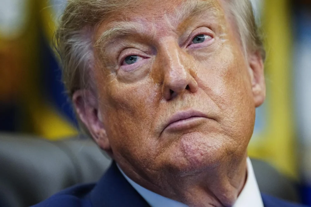 Donald Trump speaks at rally amid U.S.-Iran tensions over Strait of Hormuz