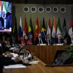 (FILE) The impulse responds to the need to reduce reliance on the dollar as a benchmark currency and lower transaction costs. Photo: EFE.