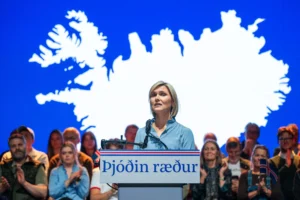 The current government coalition, led by the social democratic prime minister Kristrún Frostadóttir and formed in 2024, agreed to submit the decision to a popular vote arguing that the citizenry was never directly consulted on the cessation of dialogue. Photo: AFP.