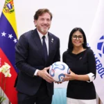 The alliance highlights the intention of the Venezuelan State to raise the level of local football and join the circuit of the most relevant competitions in the region, including the America Coup and the Liberators Cup. Photo: Venezuelan Presidential Press.