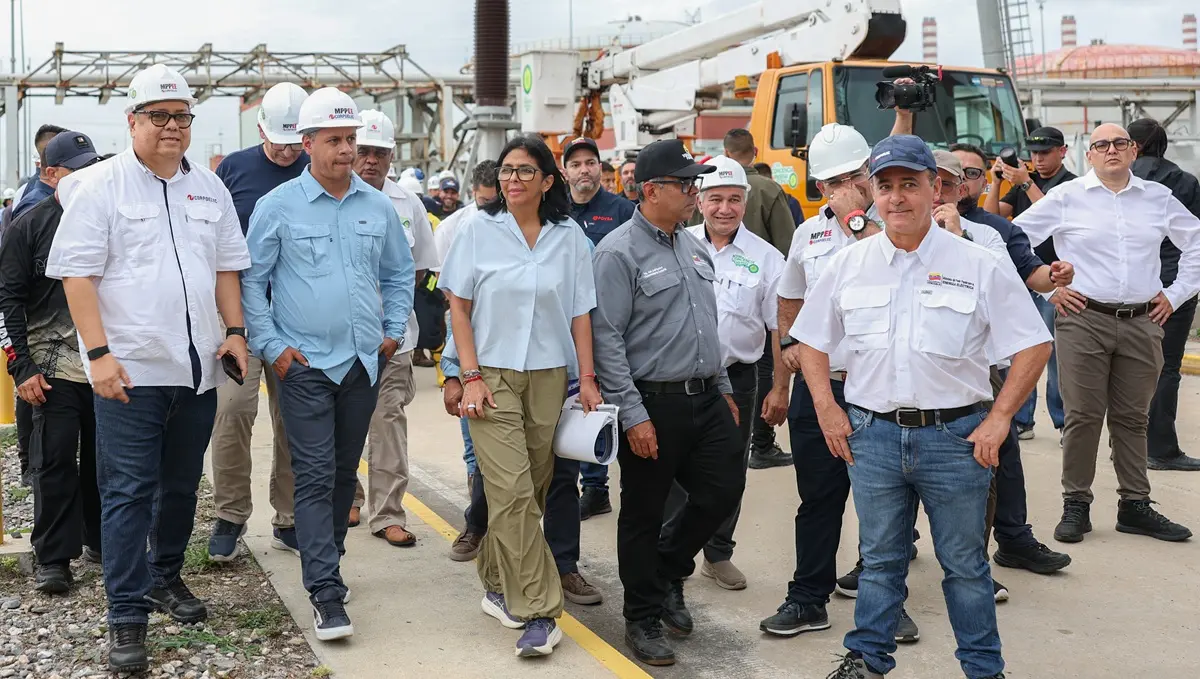 Venezuelan Acting President Rodriguez Oversees Repairs to Thermoelectric Plants