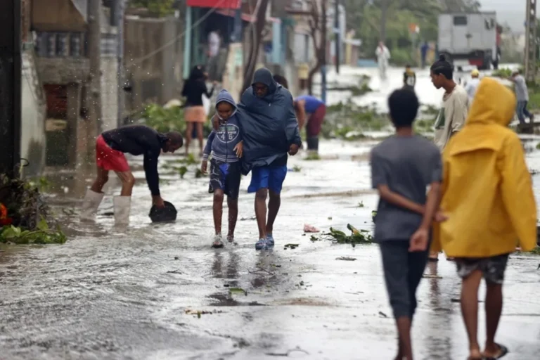 El Niño strengthens as Cuba faces risks from heat, drought and tropical cyclones.