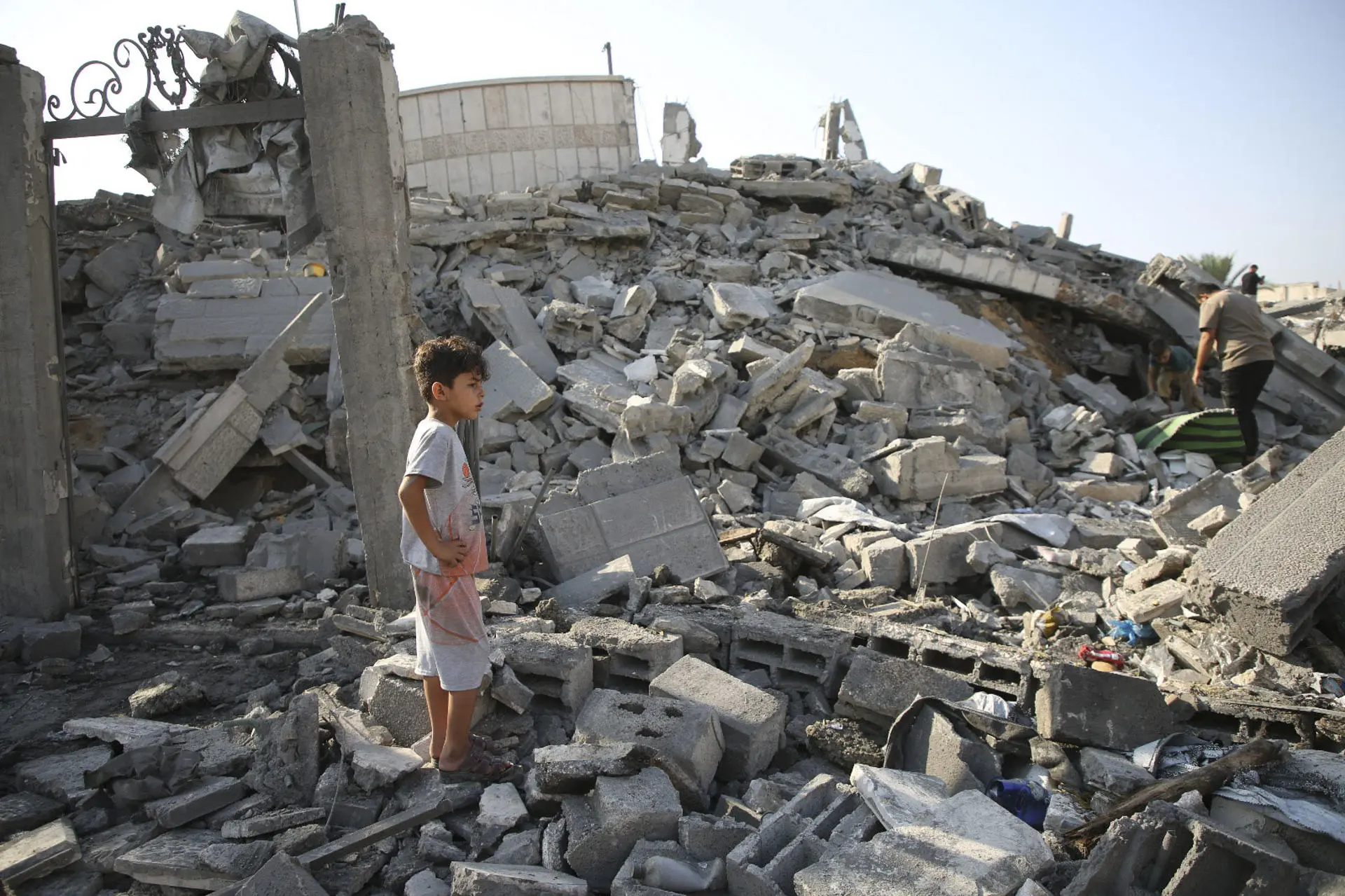 Israel Violates Gaza Ceasefire 4,091 Times in 300 Days Leaving Over 1,200 Dead