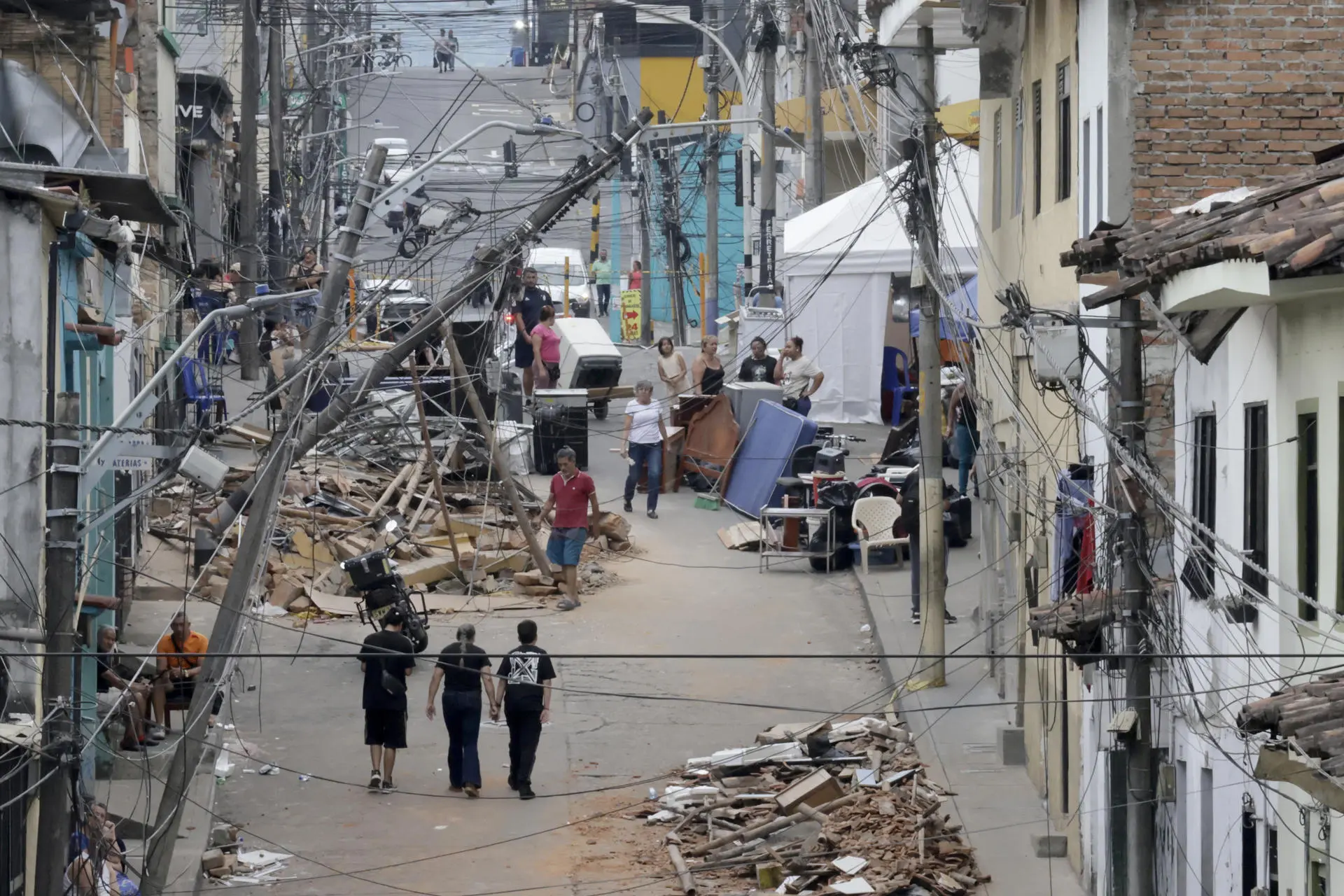Rescue operations after a 7.4-magnitude earthquake in Colombia as the death toll reaches 288