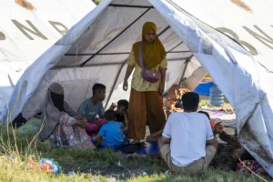 Magnitude 5.7 earthquake strikes Indonesia’s Flores island after deadly magnitude 7.7 quake