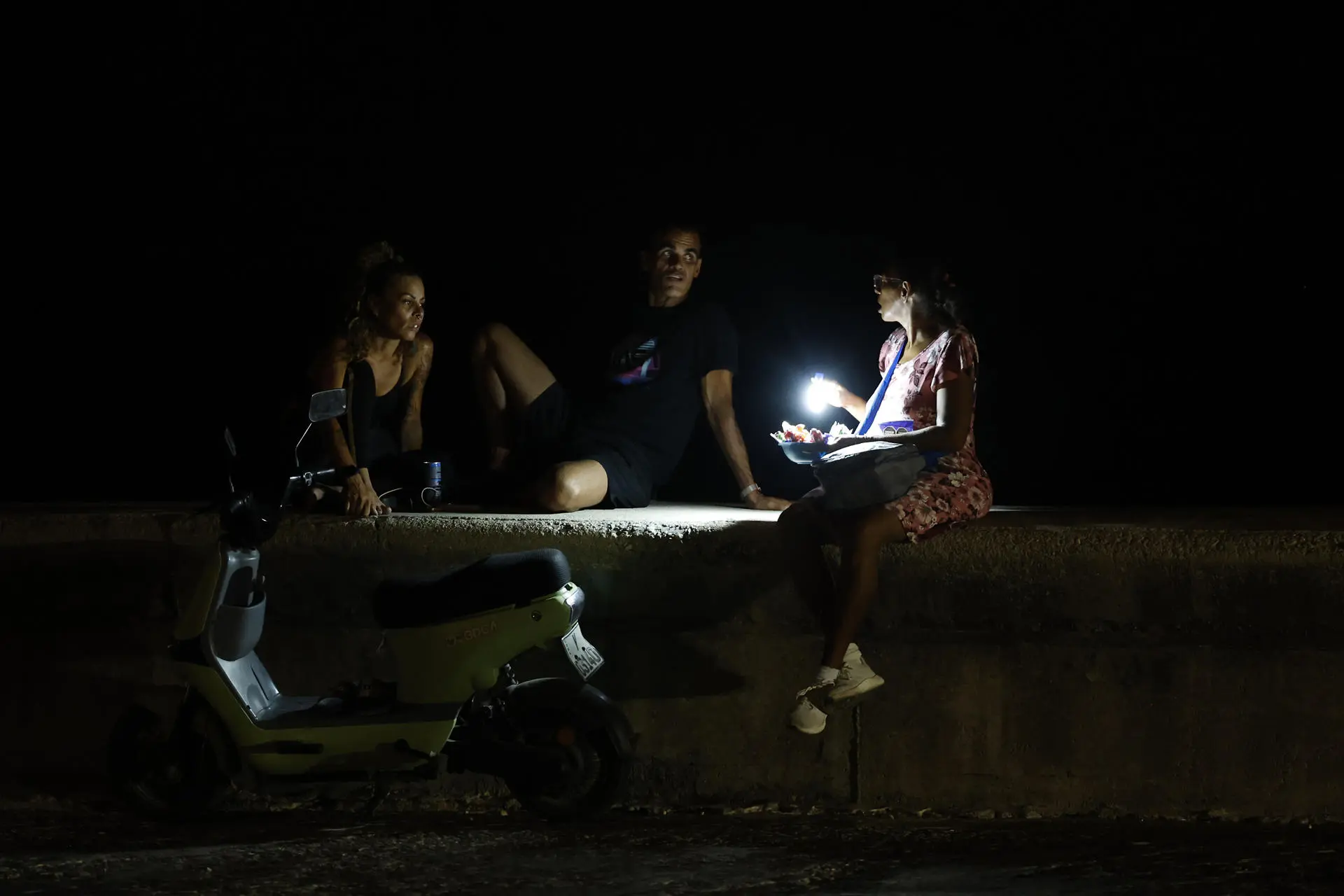 Cuba Works to Recover Electrical System Following Severe Storms