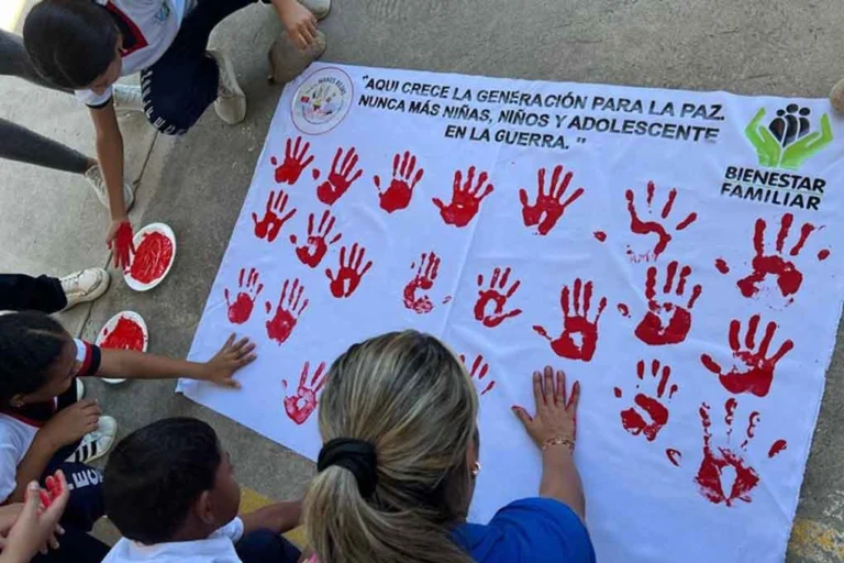 Colombia missing girl reward: Search operation with thermal drones and canine units deployed to locate 6-year-old Michelle Dayana Chavarría missing in Buriticá, Antioquia.