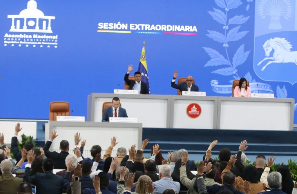 The project aims to transform the Venezuelan justice system, in order to ensure better internal functioning, effective judicial protection and legal security within the system. Photo: Venezuelan National Assembly.