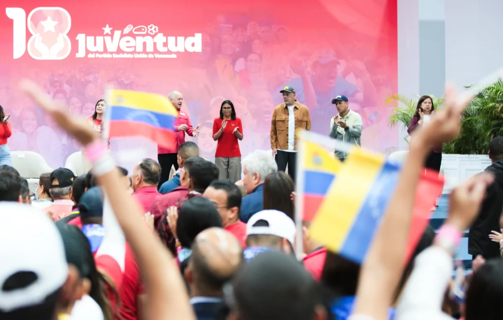 The Acting President Delcy Rodriguez urged the Venezuelan youth to give daily battle for national sovereignty. Photo: Venezuelan Presidential Press.