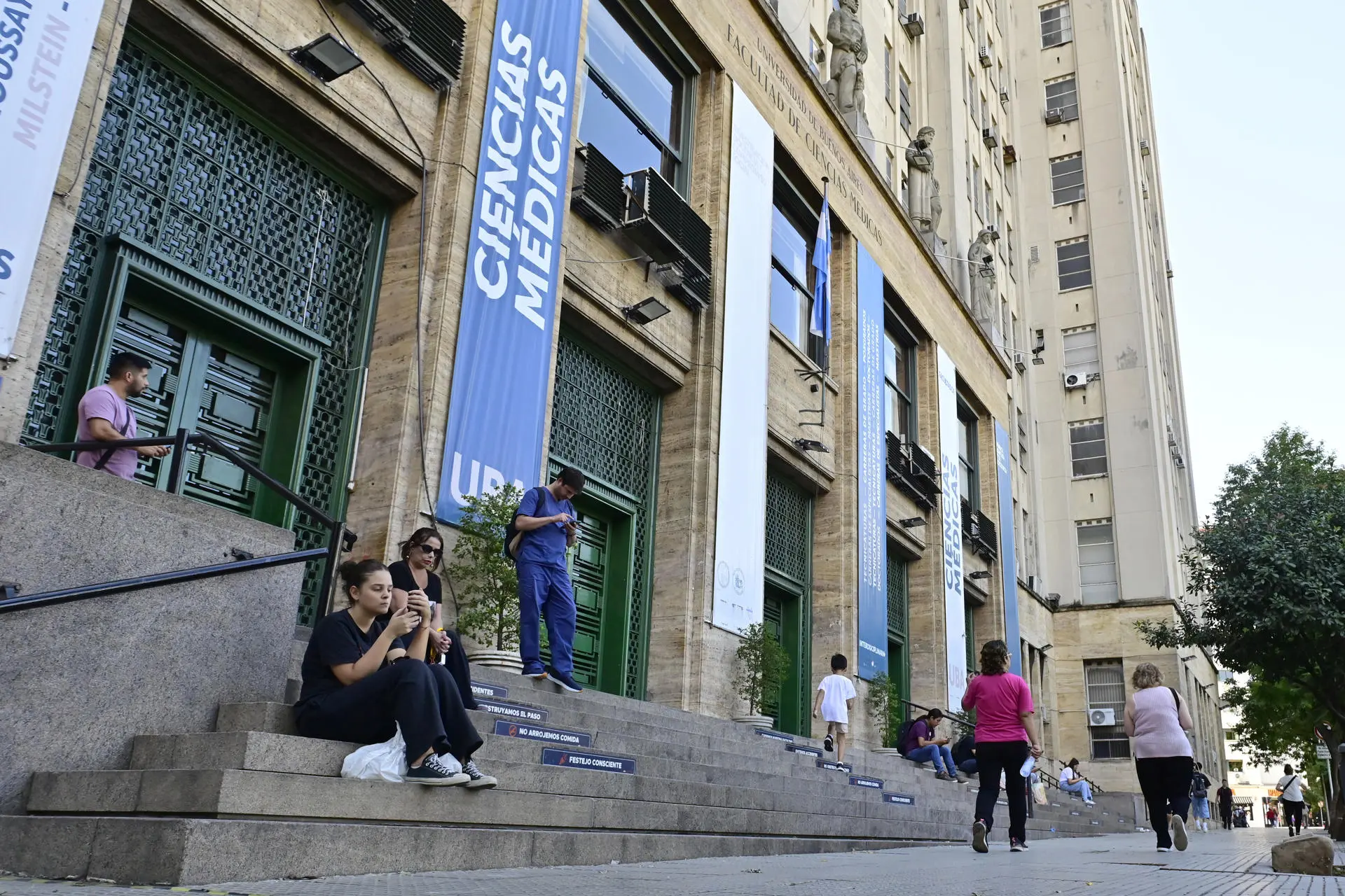 Argentine Universities Begin 72-Hour Strike Over Funding Law