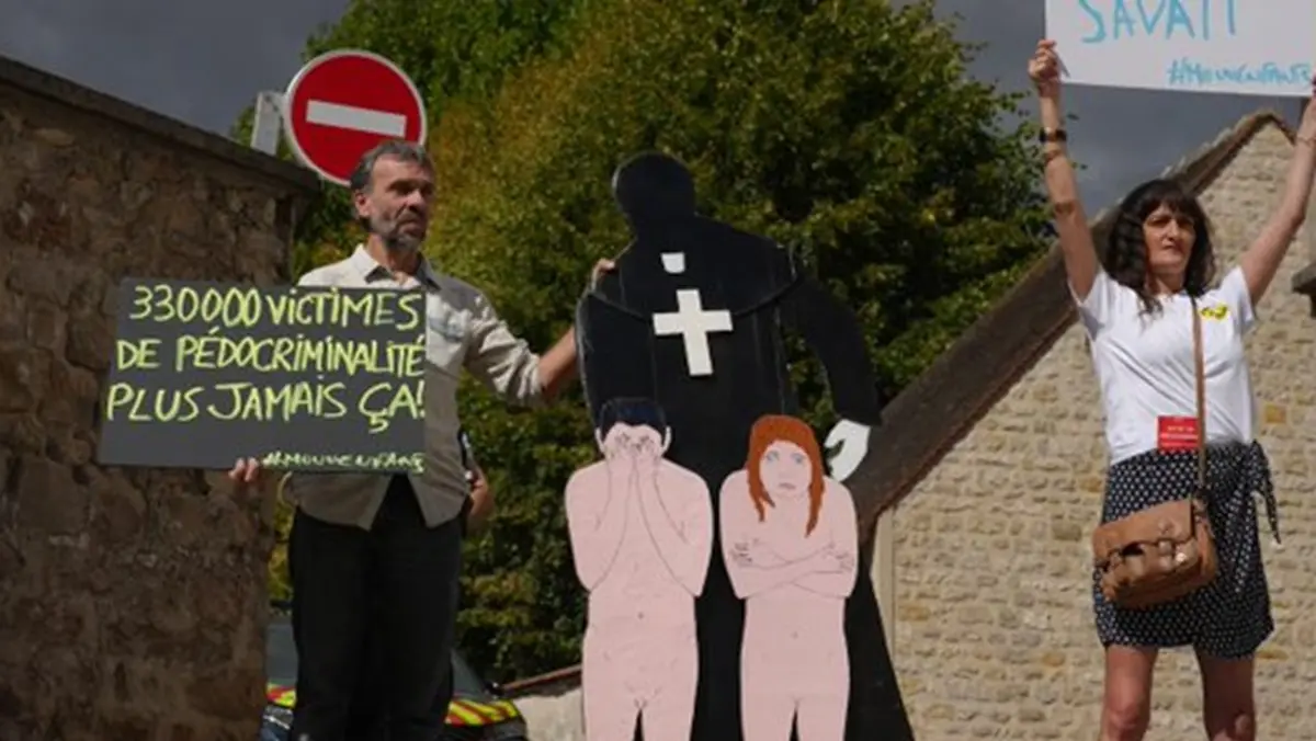 French Sexual Abuse Victims Say Access to Pope Leo XIV During Visit Is Insufficient