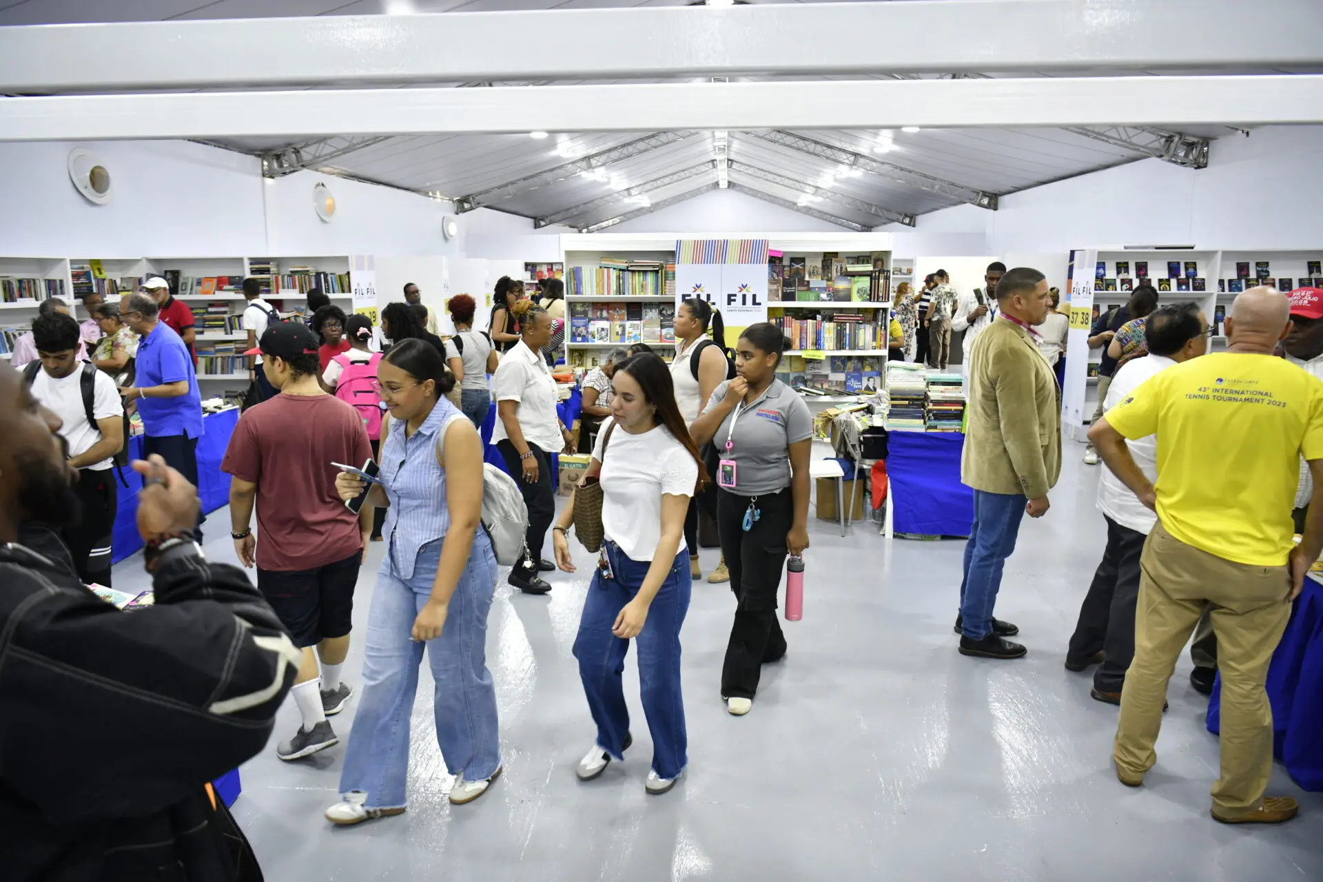Literature and Poetry Take Center Stage at the Santo Domingo Book Fair