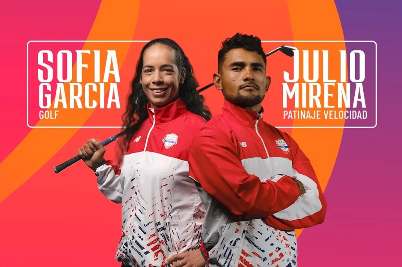 Sofia Garcia and Julio Mirena Bear Paraguay’s Flag At the South American Games