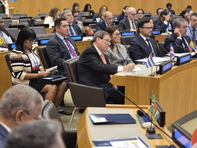 Cuban Foreign Minister Bruno Rodríguez at a CELAC meeting discussing U.S. military presence in the Caribbean