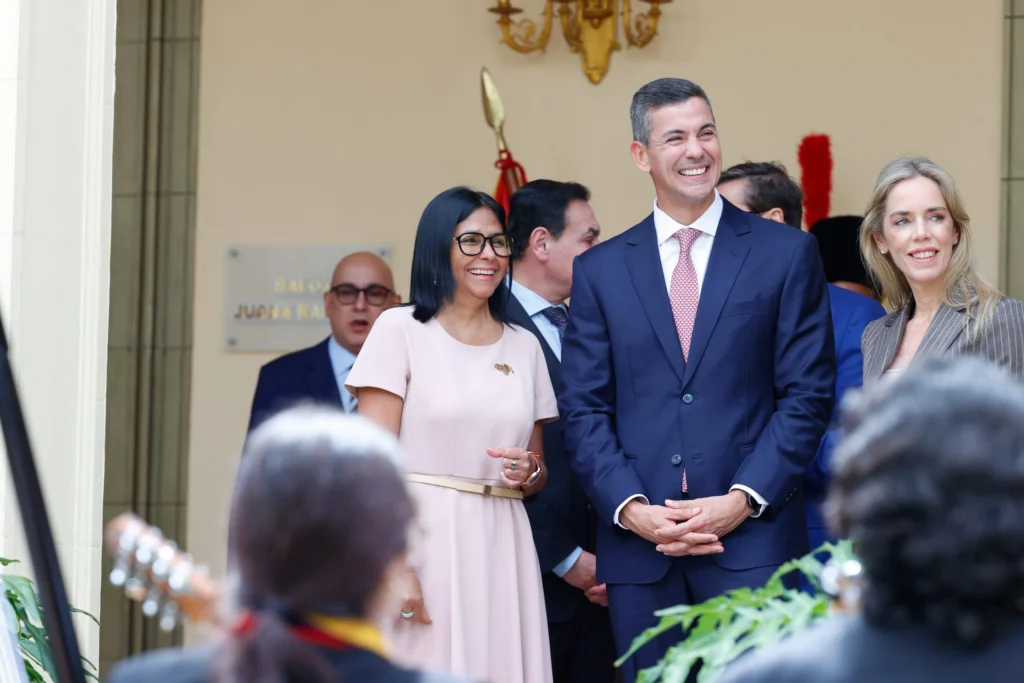 Paraguayan President Arrives to Venezuela For a Working Visit
