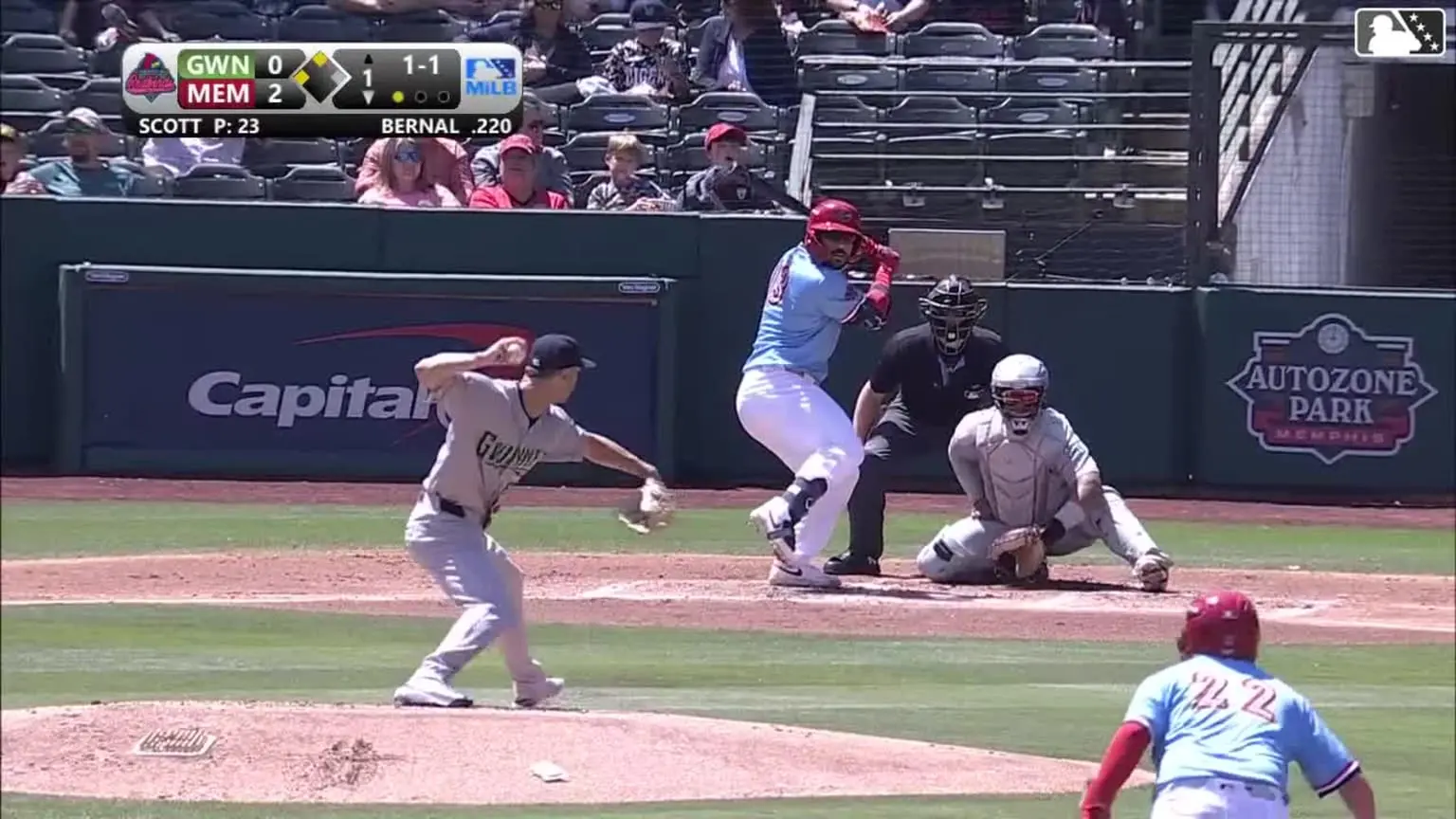 Panamanian Leo Bernal Hits Home Run in His Cardinals Debut