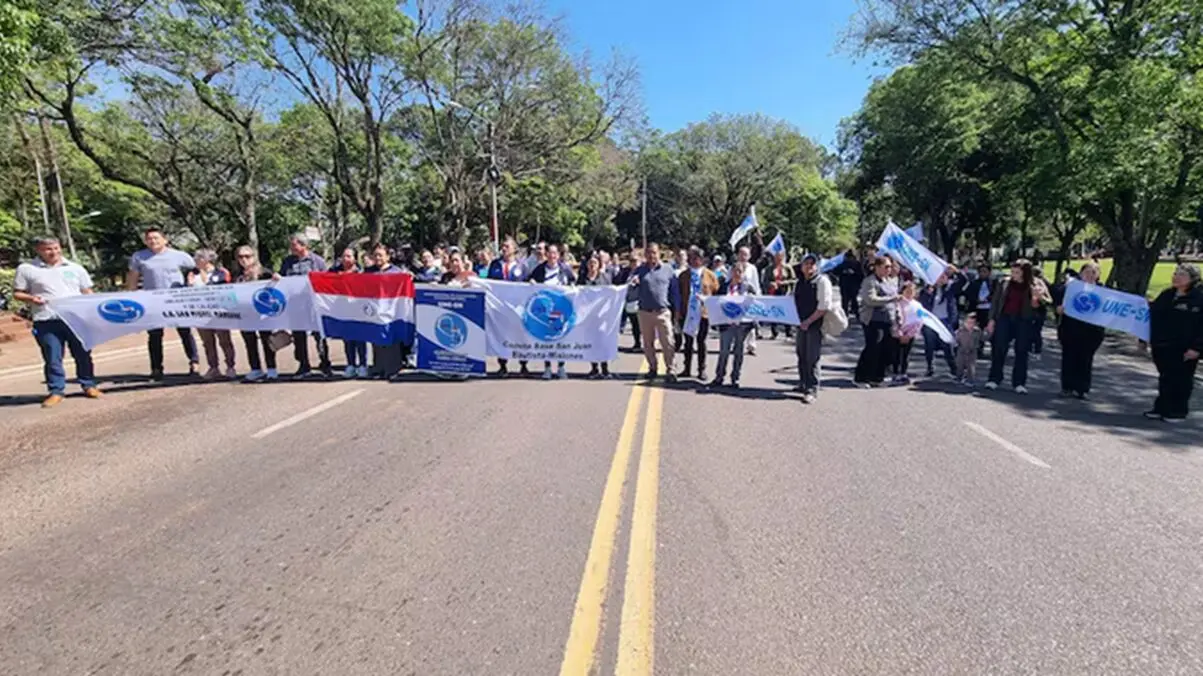 Paraguayan Teachers Demand Higher Salaries and Greater Education Investment