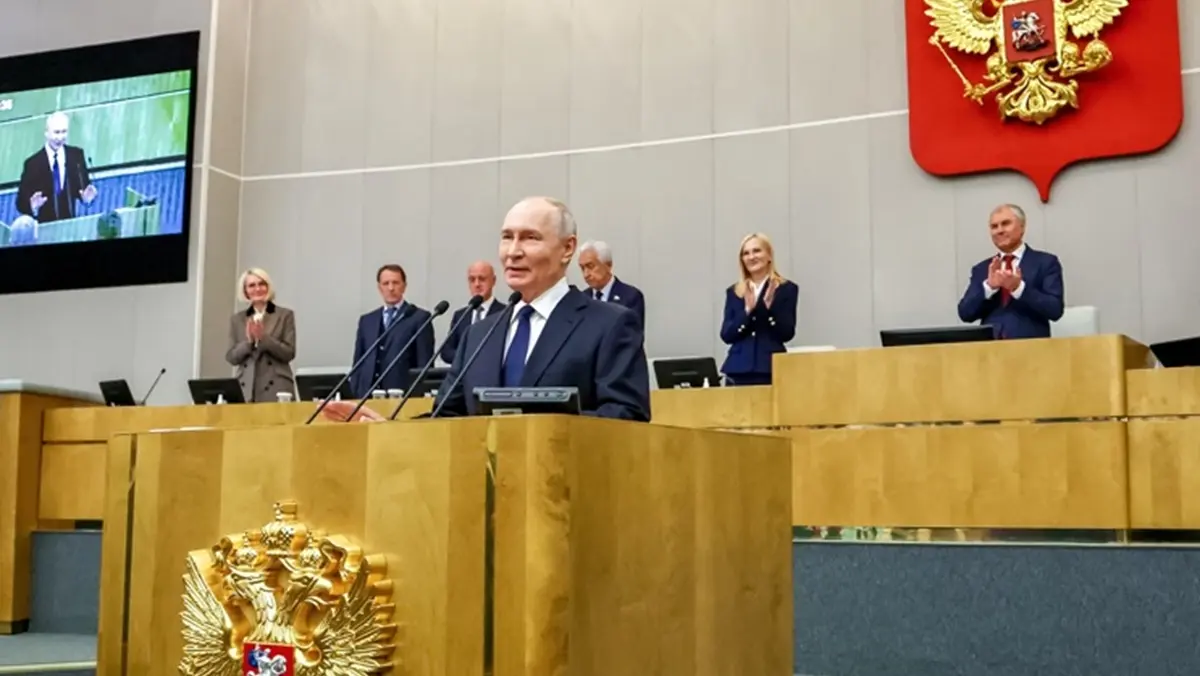 Putin Calls for National Unity While Presenting Budget to The Duma