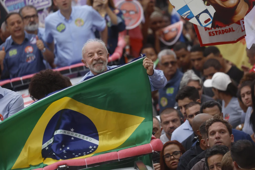 According to the Party, there are indications of political, economic and digital pressures. Photo: EFE.