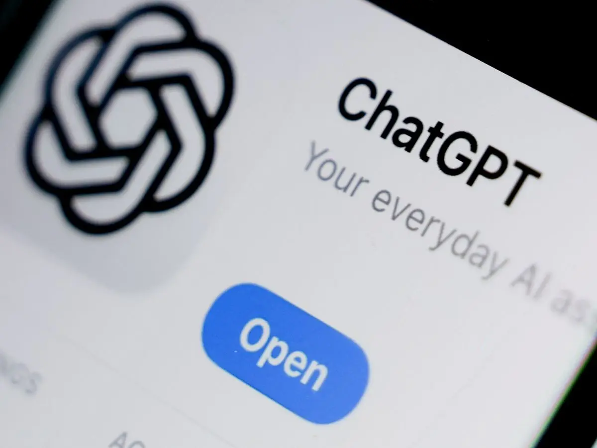 Gemini and Grok Recover as ChatGPT Still Facing Issues After Global Outage