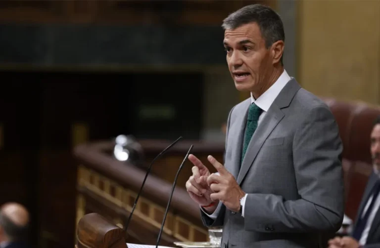 Spanish Prime Minister Pedro Sánchez addressing Spain’s Congress during debate over the Ceuta migration crisis and Morocco.