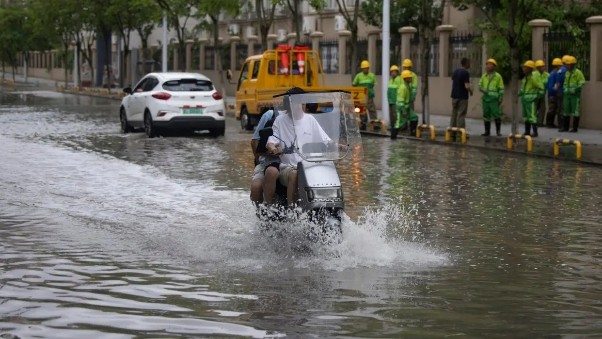 This phenomenon has become a common narrative in recent years as typhoons grow increasingly intense due to changing climatic conditions. Photo: El Universal.