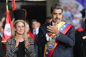 (FILE) President Nicolás Maduro’s wife’s proposal included GPS monitoring and other security measures. Photo: Venezuelan Presidential Press.