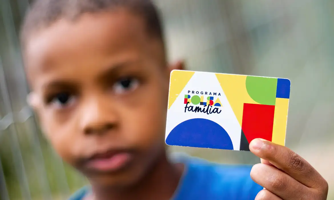 The Bolsa Familia Program (PBF) was created by the federal government in October 2003 and became law in January 2004. Photo: MDS.
