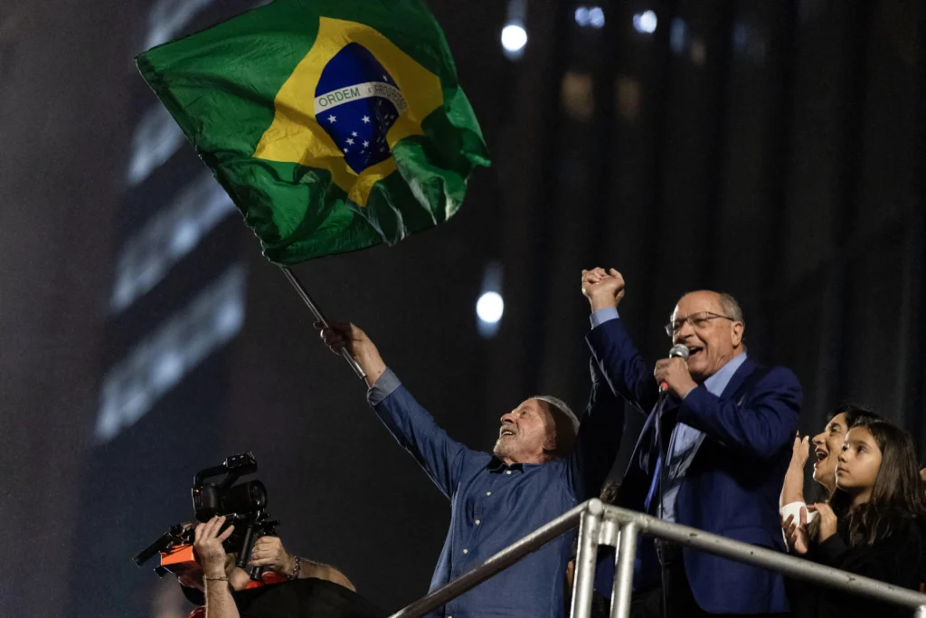 Observers from the Organization of American States (OAS) confirmed full certainty in the results of the second presidential round in Brazil, which gave Lula re-election. Photo: EFE.