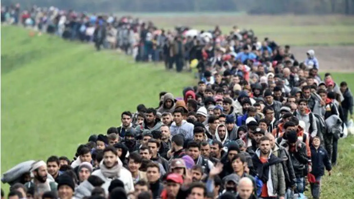 Czech Prime Minister Suggests Protecting Borders from Western Migrants