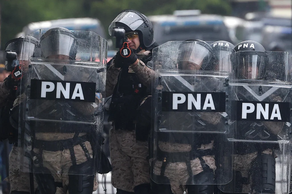 Argentine security forces during a police crackdown on university protesters in Buenos Aires on October 16.